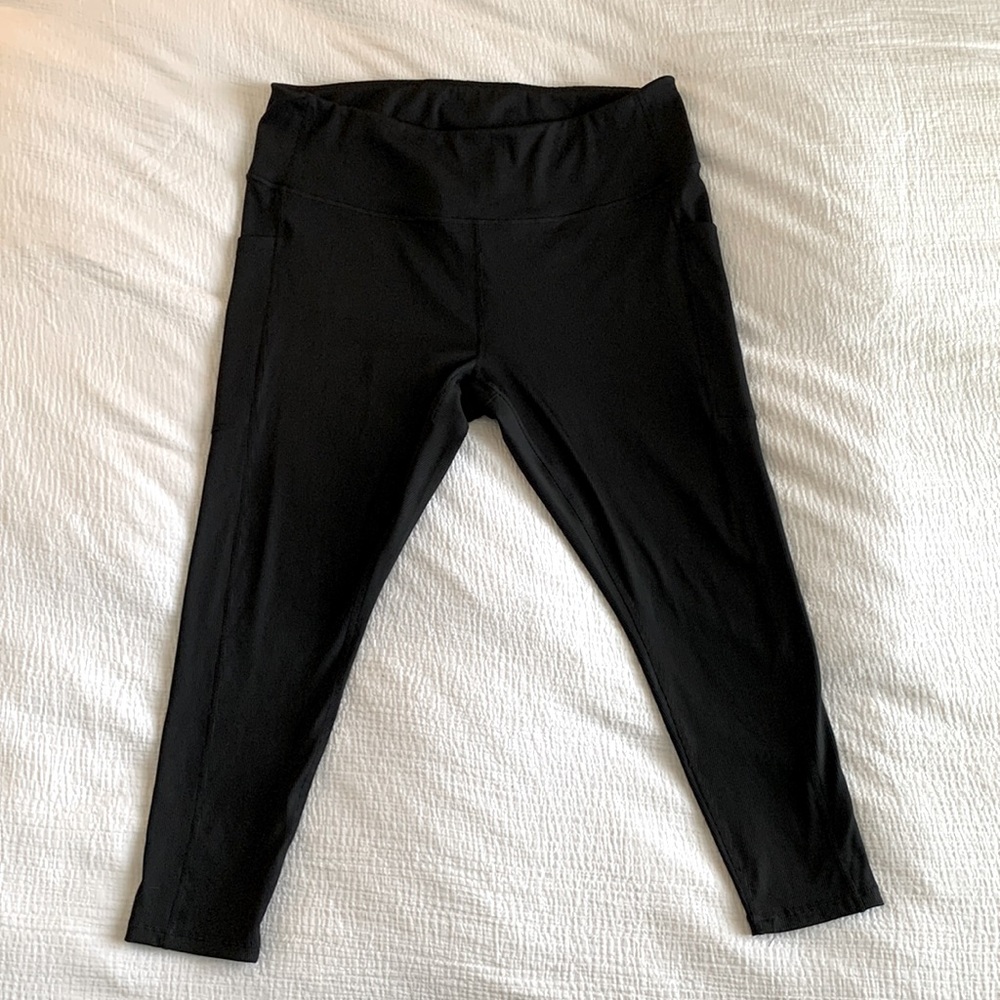 Z by Zella black leggings with side pockets